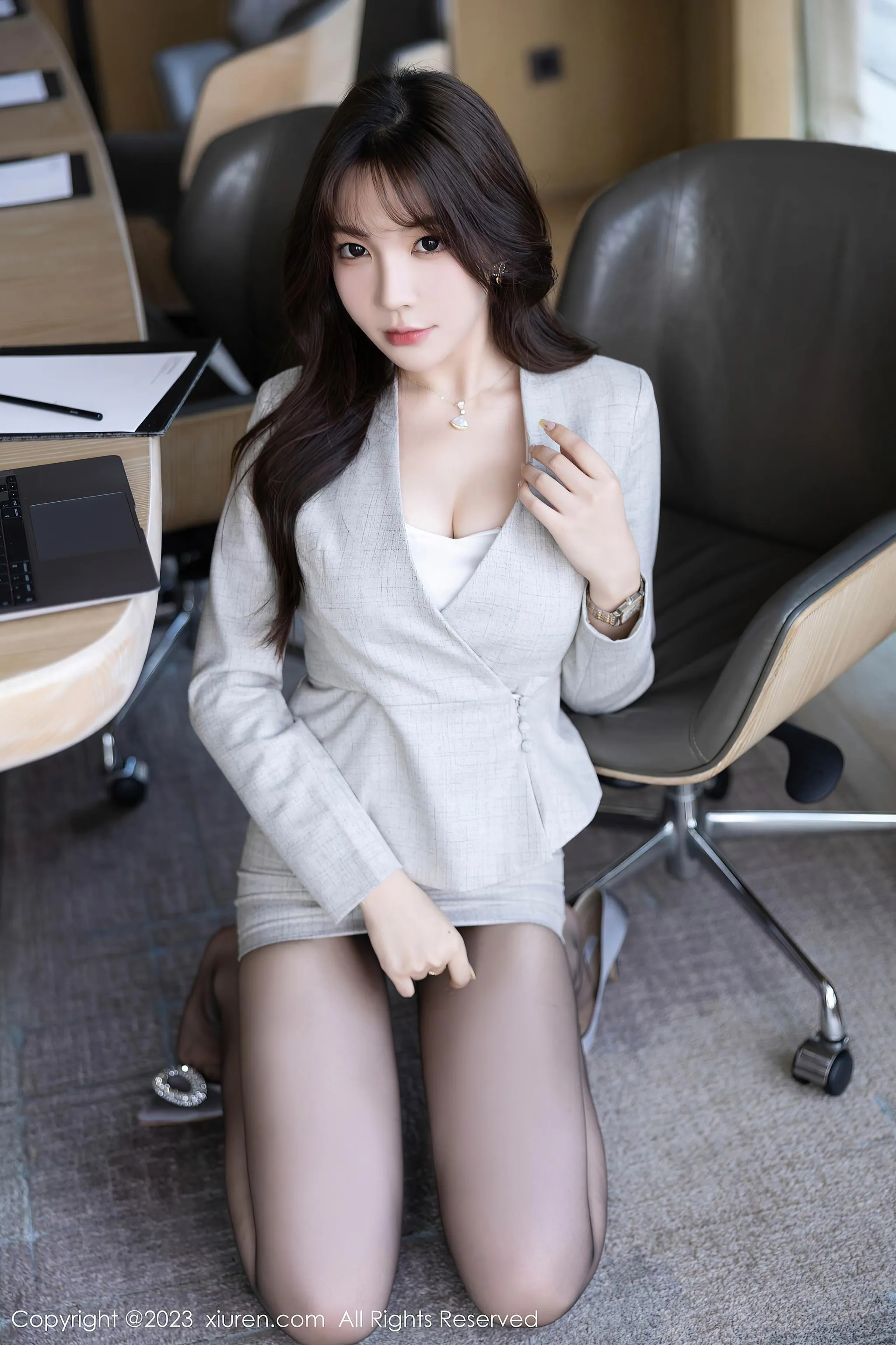 [XIUREN秀人网] 2023.10.27 NO.7577 徐莉芝Booty [103P]插图8